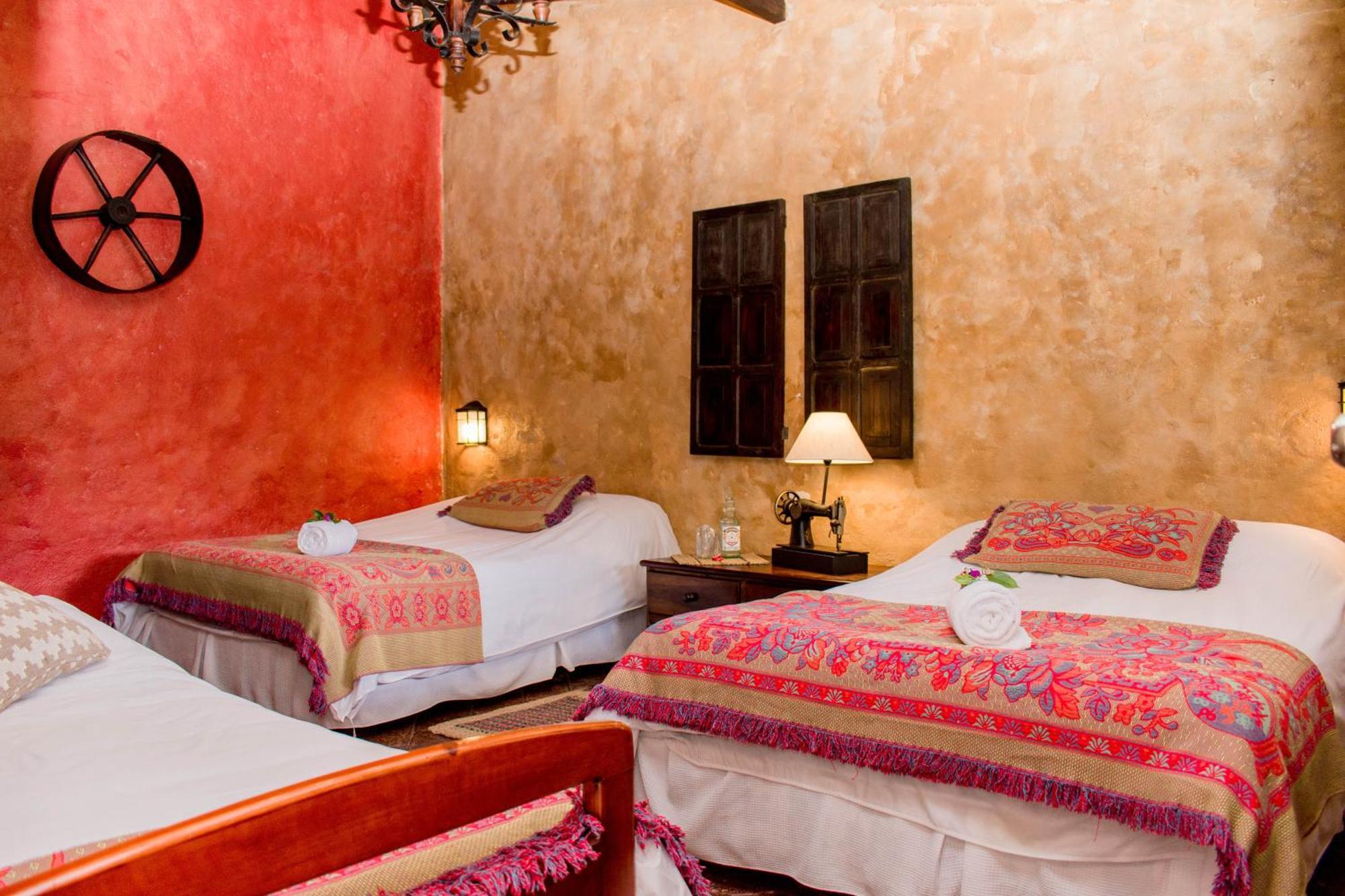 Готель Hacienda San Francisco Tumbabiro Екстер'єр фото